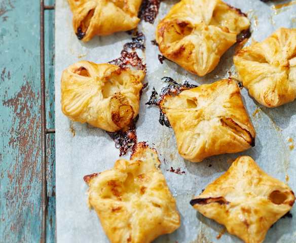 Feuilletés à la poire et au gorgonzola