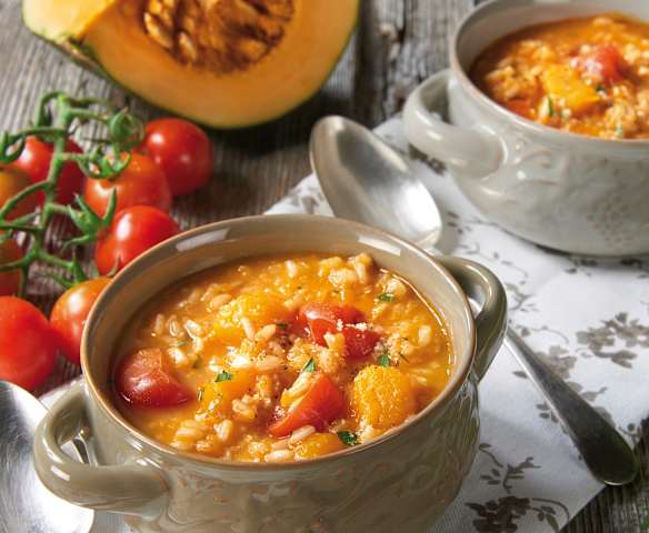 Minestra di zucca e riso integrale
