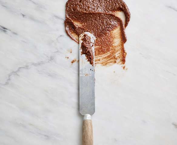 Cobertura de chocolate e avelã