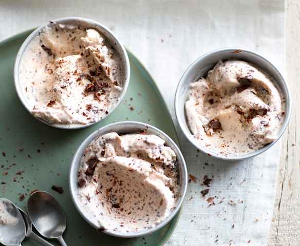 Yaourt glacé façon stracciatella