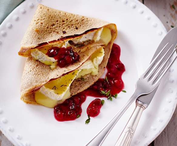 Buchweizencrêpes mit Camembert