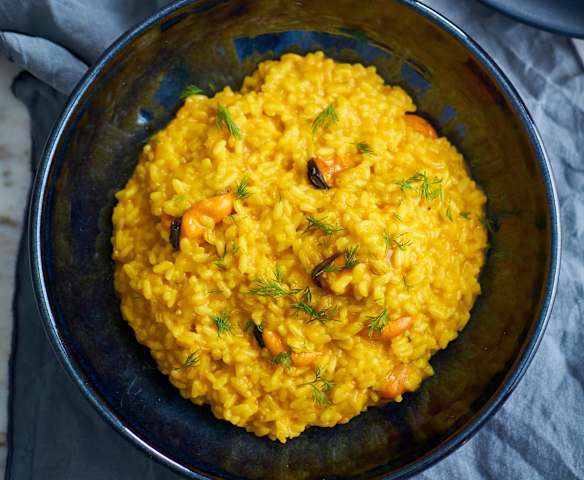 Risoto de açafrão e mexilhão