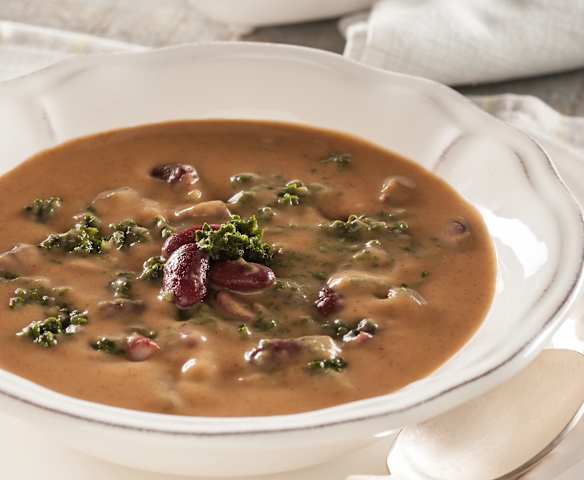 Crema de judías pintas y espinacas