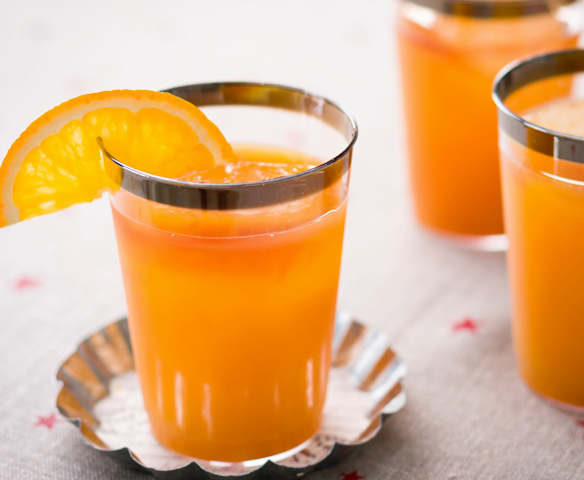 Mocktail de cítricos y granadina