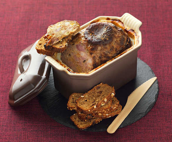 Vepřová terina se sušeným ovocem