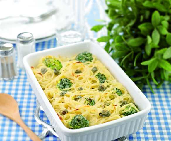 Massa com brócolos e queijo