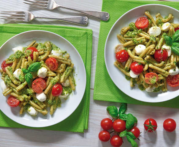 Pasta fredda alla caprese