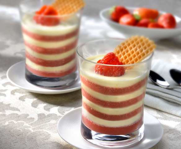 Millerighe alla fragola e cioccolato bianco al profumo di limone Millerighe alla fragola e cioccolato bianco al profumo di limone