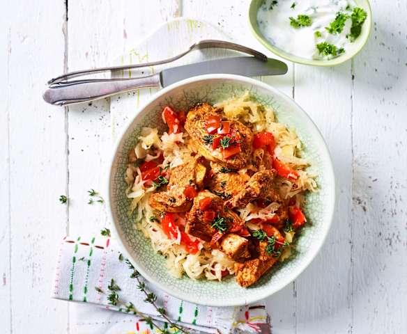 Crauti e pollo marinato alla paprica Crauti e pollo marinato alla paprica