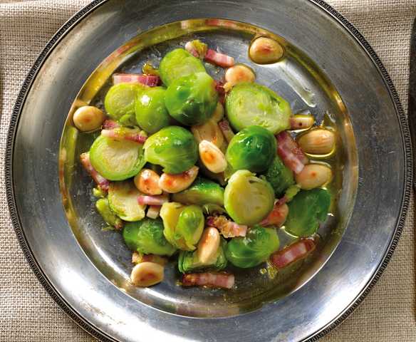 Cavoletti di Bruxelles con pancetta e mandorle