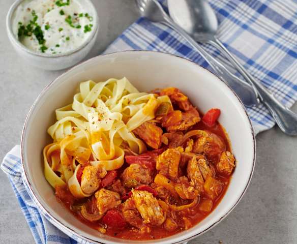 Paprika-Puten-Gulasch