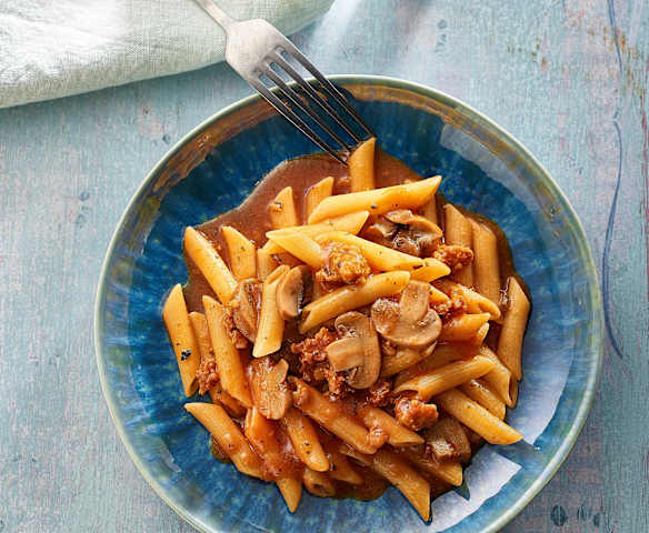 Nudeln in Tomatensauce mit Chorizo