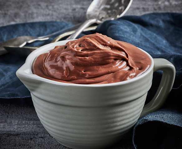 Betún de ganache de chocolate