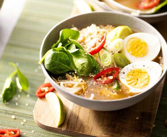Sopa Pho de pollo Sopa Pho de pollo