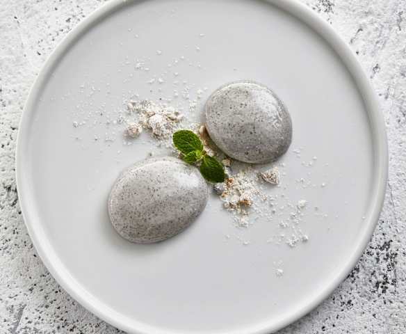 百里香芝麻汤圆