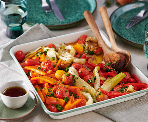 Zitronen-Wermuth-Vinaigrette mit Ofengemüse