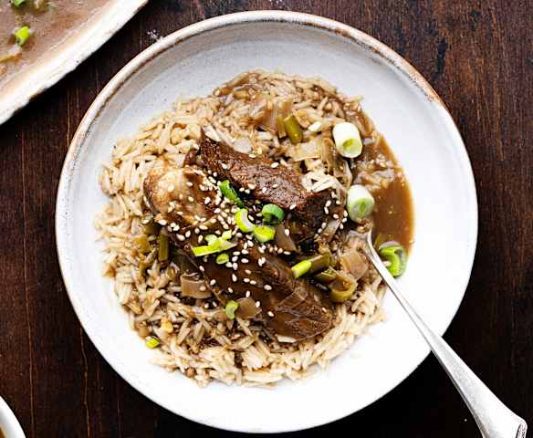 Costillas de cerdo al estilo char siu en cocción lenta