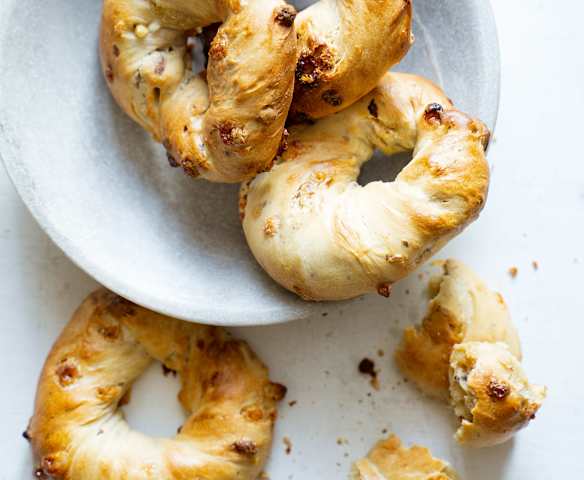 Bagel sucré chocolat blanc et amandes