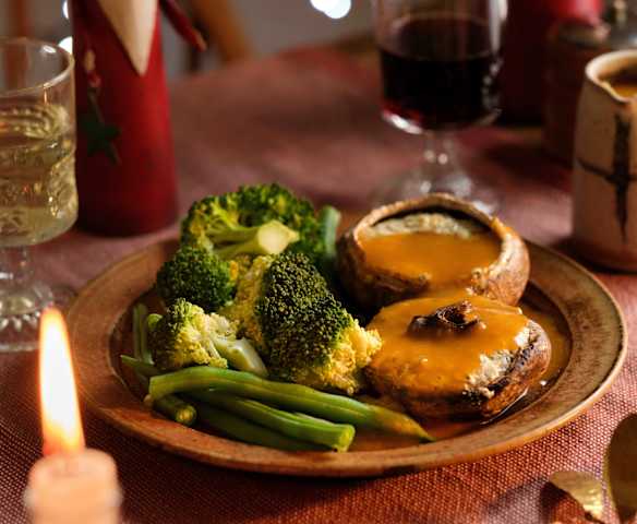 Stuffed Portobello Mushrooms with Vegetables and Gravy