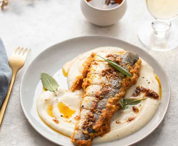 Ballottines de bar au chorizo, mousseline de chou-fleur