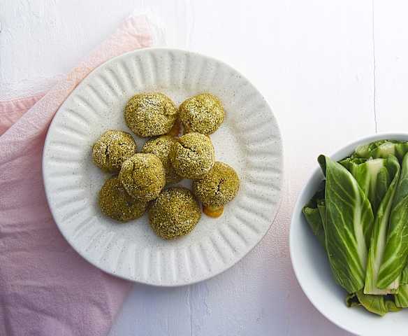 Polpette di gambi di bietole e pane raffermo