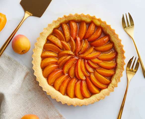 Crostata di mais e anacardi con albicocche (senza glutine)