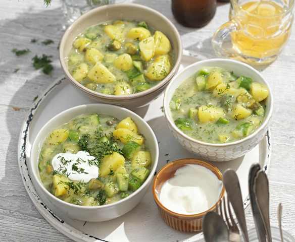 Eingebrannte Erdäpfel mit Gurkerl