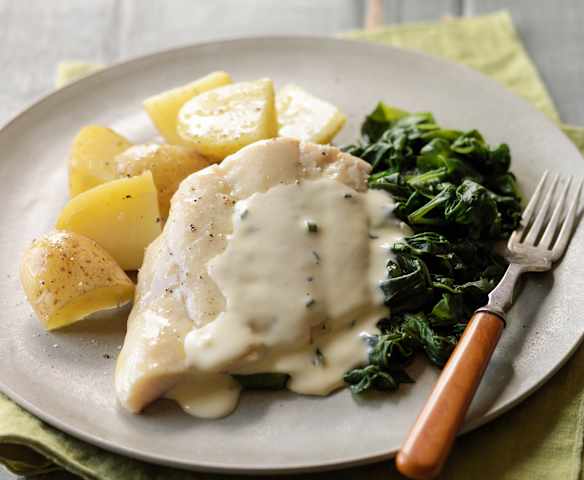 Steamed Smoked Haddock with New Potatoes and Spinach Steamed Smoked Haddock with New Potatoes and Spinach