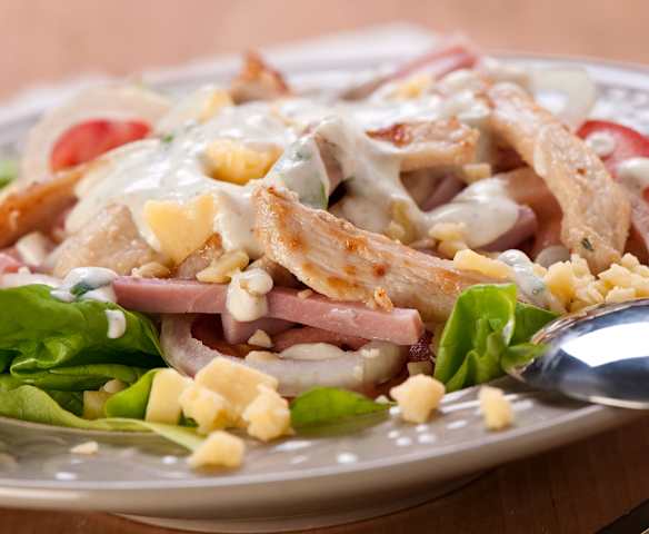 Salat mit Hähnchenbrust