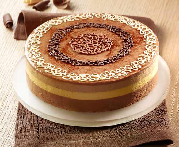 Torta bavarese ai tre cioccolati di Luca Montersino