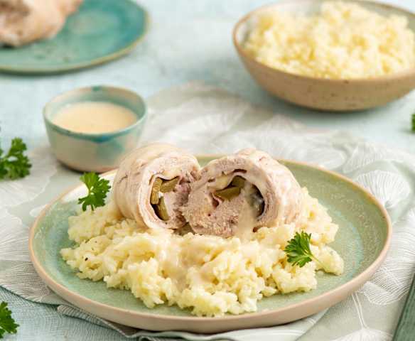 Roladki z kurczaka z ryżem i sosem musztardowym