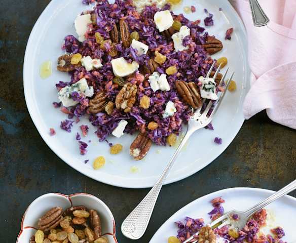 Salade de chou rouge et patate douce aux noix