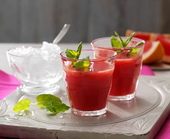 Pretty-in-Pink-Smoothie