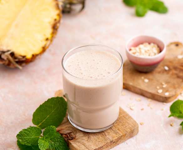Koktajl bananowo-ananasowy à la Piña Colada Koktajl bananowo-ananasowy à la Piña Colada