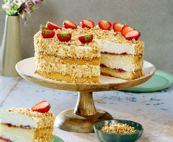 Rhabarber-Kokos-Sahne-Torte