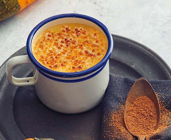 Cioccolata calda zucca e crème brûlée