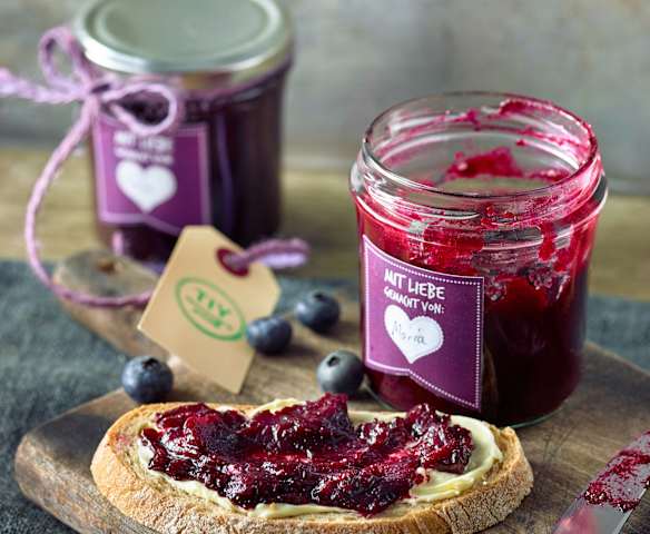 Blaubeer-Rotwein-Gelee