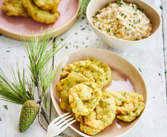 Pataniscas de camarão com risoto Pataniscas de camarão com risoto
