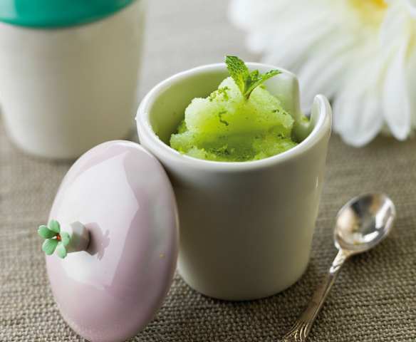 Sorvete de maçã, lima e menta