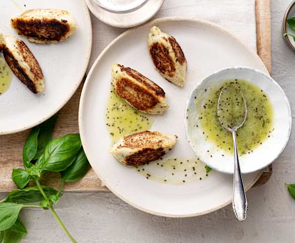 Quenelles de chou-fleur, sauce au kiwi