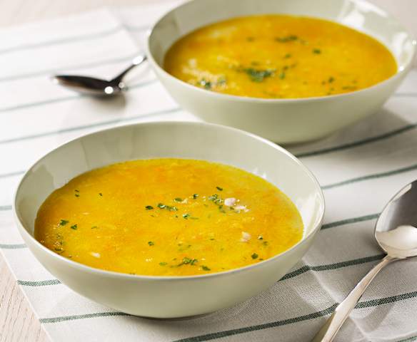 Sopa de pollo y arroz