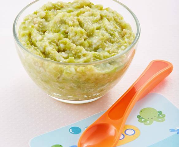 Papilla de arroz, ejote y pimiento