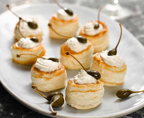 Paštičky z listového těsta plněné sardelovou pěnou