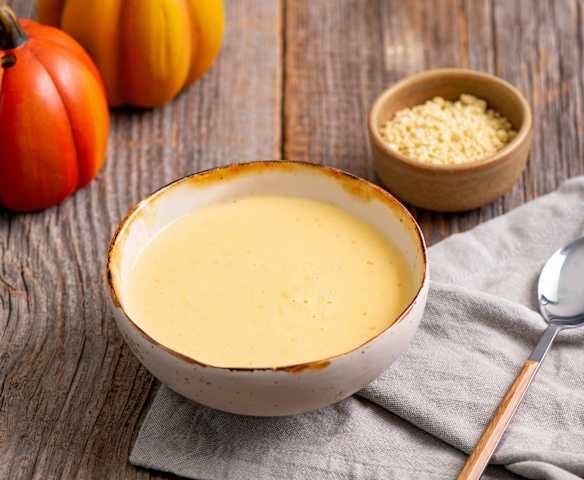 Mleczna zupa dyniowa z zacierkami (na słodko)
