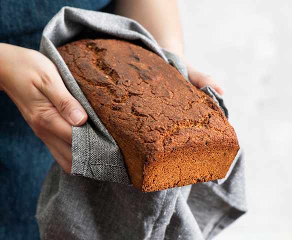 Chleb gryczany z Trio Seeds i jabłkami