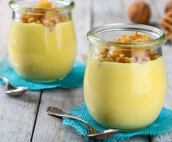 Crema alla vaniglia con pere caramellate (senza glutine)