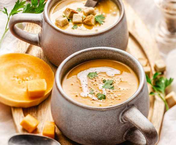 Velouté de butternut au curry et lait de coco