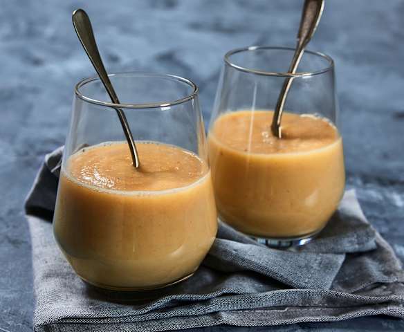 Frullato pera, mela e banana