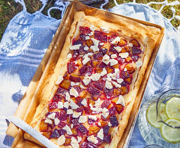 Karamell-Zwetschgen-Tarte