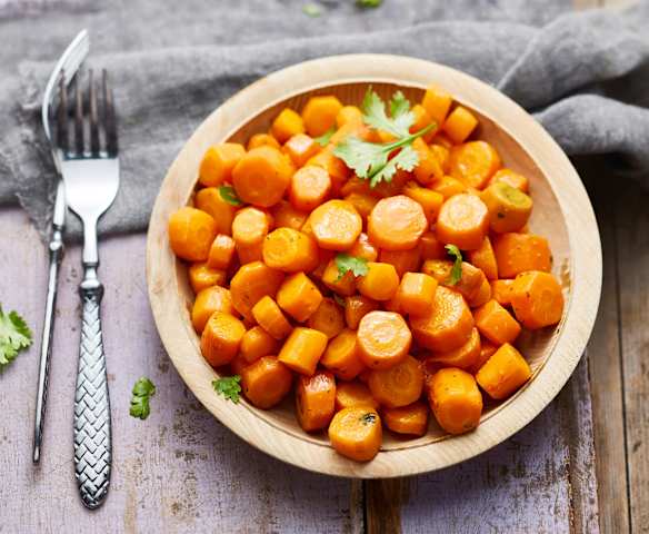 Poêlée de carottes au beurre de coriandre